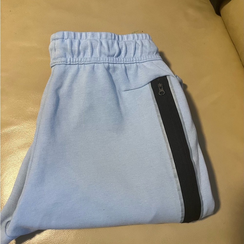Nike tech boy large light blue